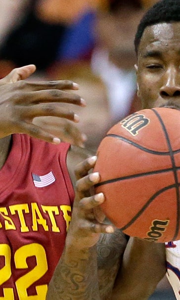 No. 16 Iowa State takes control in second half, knocks off No. 10 Kansas